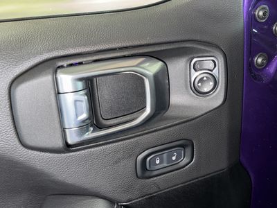 2023 Jeep Wrangler - Photo 18