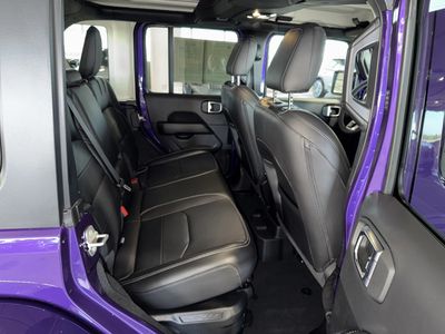 2023 Jeep Wrangler - Photo 12