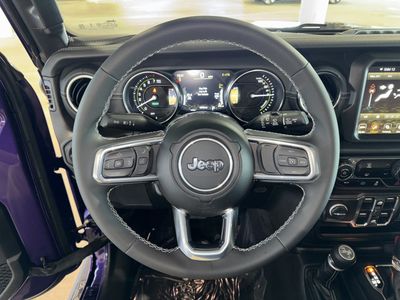 2023 Jeep Wrangler - Photo 21