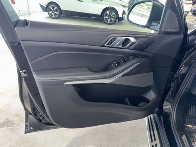 2025 BMW X5 - Photo 17