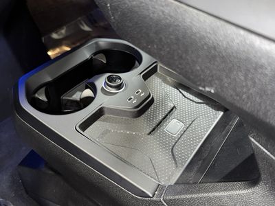 2024 BMW iX - Photo 29