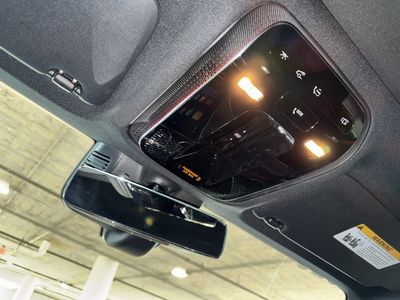 2025 Mercedes-Benz GLC - Photo 32