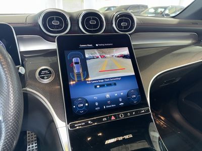 2025 Mercedes-Benz GLC - Photo 28