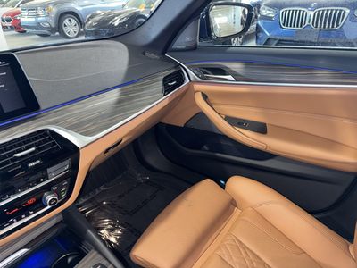 2023 BMW 5 Series - Photo 30