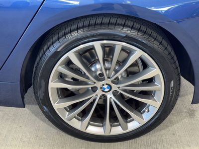 2023 BMW 5 Series - Photo 35
