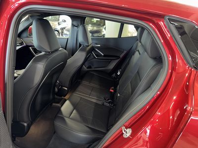 2025 BMW X2 - Photo 15