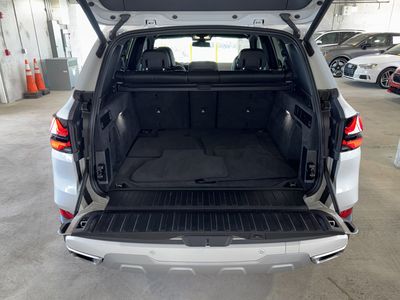 2025 BMW X5 - Photo 13