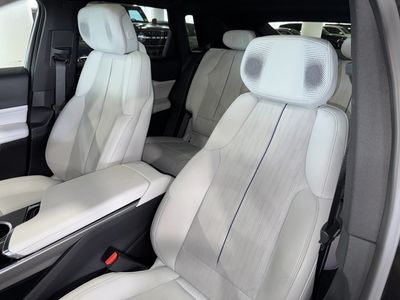 2023 Cadillac LYRIQ - Photo 34