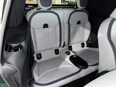 2025 MINI Cooper S - Photo 11