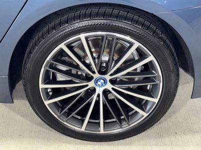 2023 BMW 5 Series - Photo 35