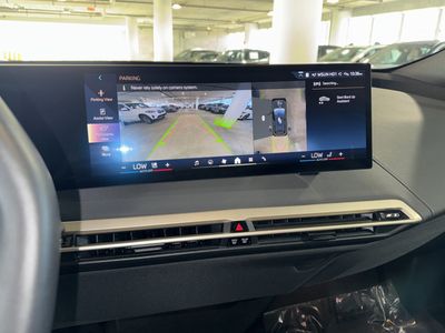 2025 BMW iX - Photo 26