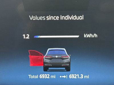2025 BMW iX - Photo 25