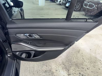 2022 BMW M3 — photo 11 view