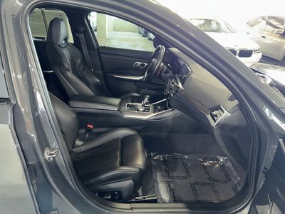 2022 BMW M3 — photo 10 view