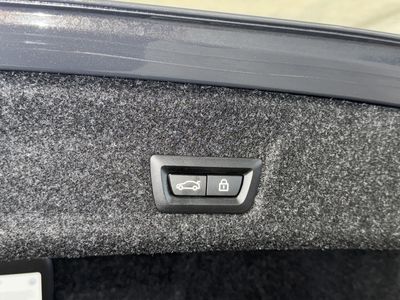 2022 BMW M3 — photo 14 view