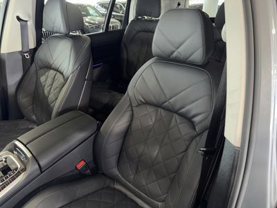 2026 BMW X7 - Photo 34