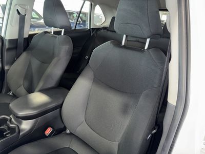 2024 Toyota RAV4 Hybrid - Photo 30