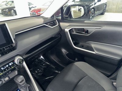2024 Toyota RAV4 Hybrid - Photo 28