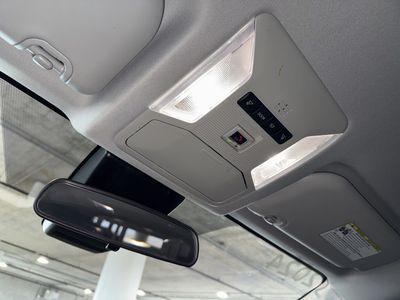 2024 Toyota RAV4 Hybrid - Photo 29