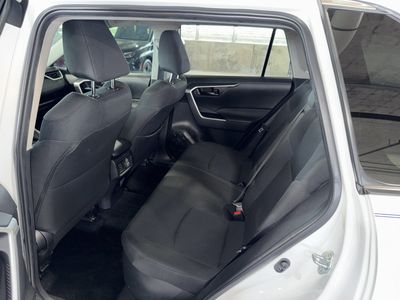 2024 Toyota RAV4 Hybrid - Photo 14