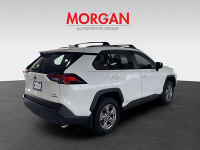 2024 Toyota RAV4 Hybrid - Photo 9