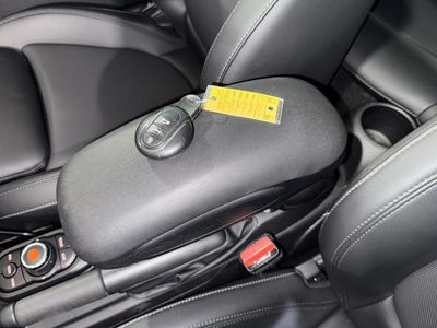 2021 MINI Cooper S - Photo 30
