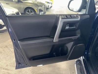 2022 Toyota 4Runner - Photo 16