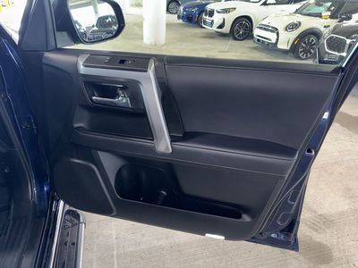 2022 Toyota 4Runner - Photo 9