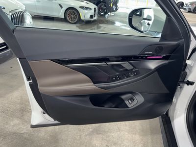 2025 BMW 5 Series - Photo 17