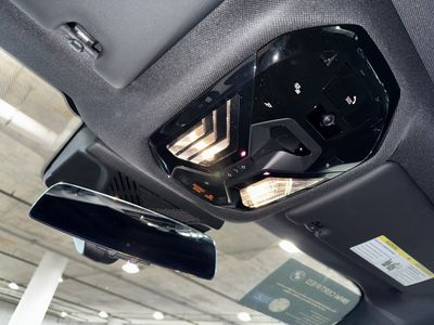 2025 BMW 5 Series - Photo 31