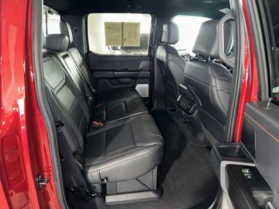 2025 Ford F-150 - Photo 12