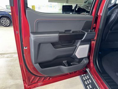 2025 Ford F-150 - Photo 15