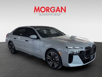 2025 BMW 7 Series - Photo 2