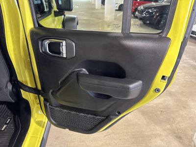 2023 Jeep Wrangler - Photo 11