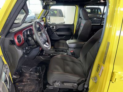 2023 Jeep Wrangler - Photo 19