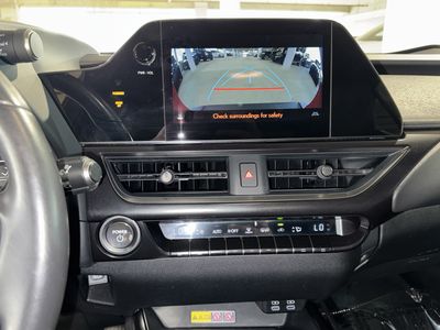 2024 Lexus UX - Photo 26