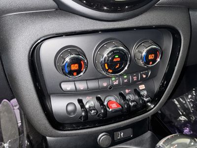 2020 MINI Cooper S Clubman - Photo 28