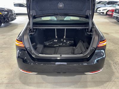 2025 BMW 5 Series - Photo 15