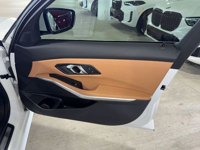 2024 BMW 3 Series - Photo 10