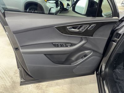 2025 Audi Q7 - Photo 17