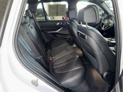 2026 BMW X5 - Photo 10