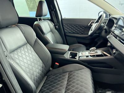 2022 Mitsubishi Outlander - Photo 28