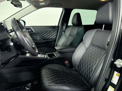 2022 Mitsubishi Outlander - Photo 12