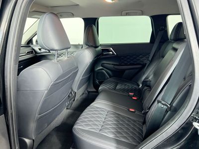 2022 Mitsubishi Outlander - Photo 26