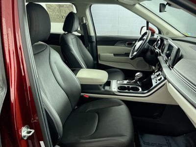 2023 Kia Carnival - Photo 29