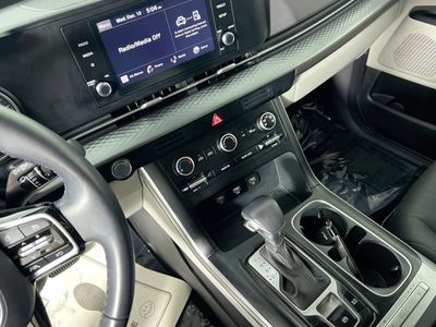 2023 Kia Carnival - Photo 22