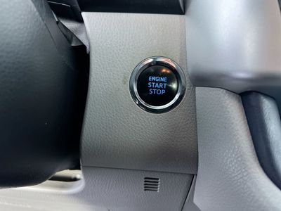 2017 Toyota Highlander - Photo 21