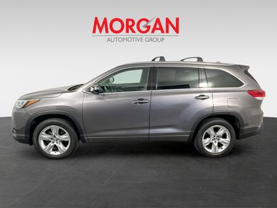 2017 Toyota Highlander - Photo 6