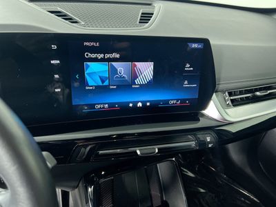 2025 BMW X1 - Photo 25