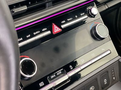 2025 Hyundai Santa Fe - Photo 24
